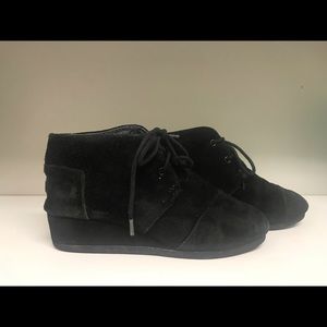 Girls Desert Wedge Toms